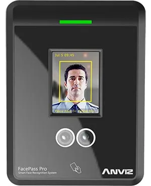 Control de acceso con reconocimiento facial