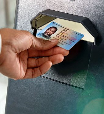 CoM para documentos de identificación contactless